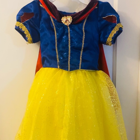 Disney snow white Halloween costume